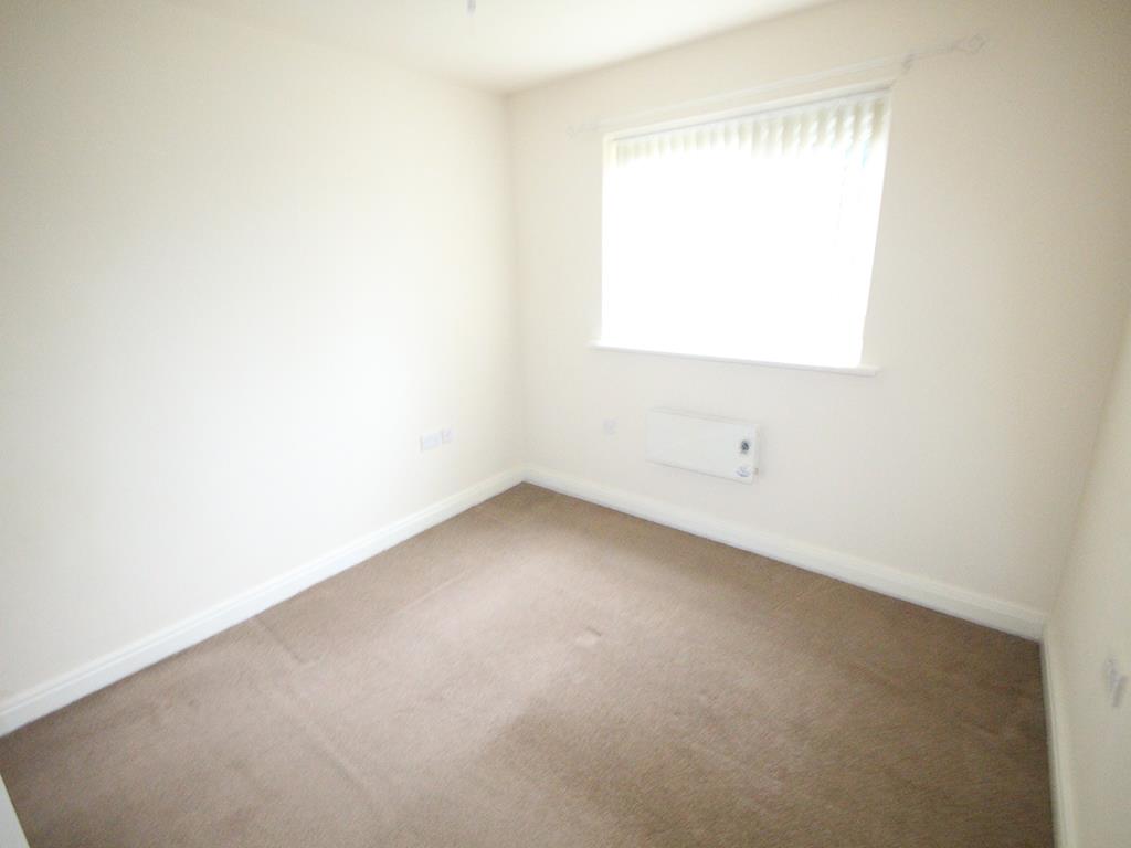 2 bedroom apartment For Sale in Burnley - IMG_1553.jpg